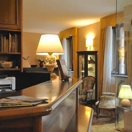 Pavone Hotel