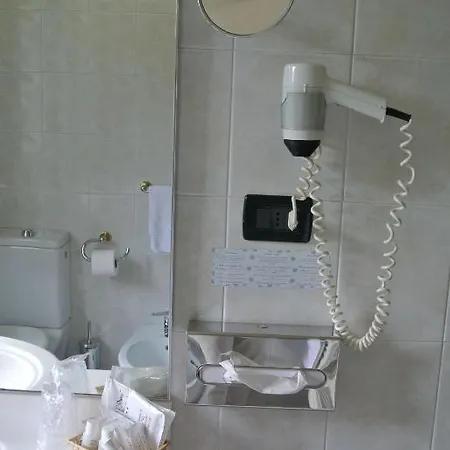 Pavone 3* Angera