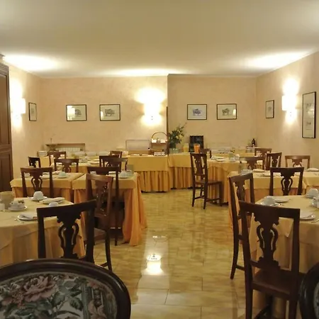 Pavone 3* Angera